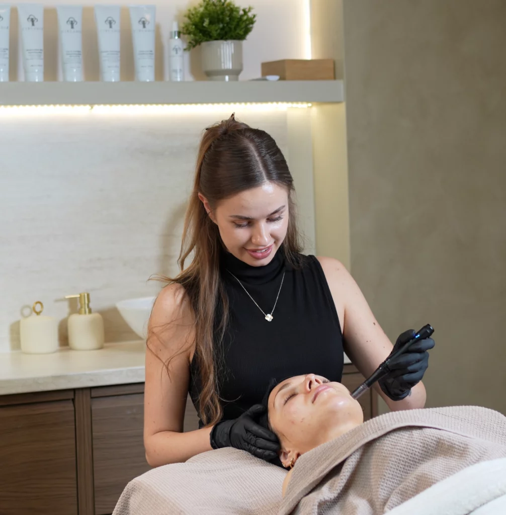 Pearl Skin Cosmetics - Elisa